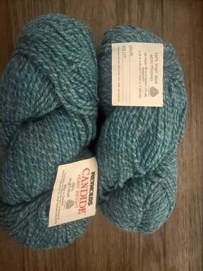 Reynolds Candide Heavy Weight 100% Virgin Wool Yarn - 2 Skeins